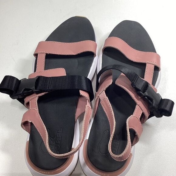 The sporty-chic SOREL® Kinetic™ Impact Sling sandals have the strappy leather up - Picture 2 of 11